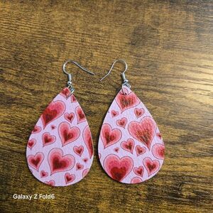 ❤️3/$15 Faux Leather Dangle Earrings